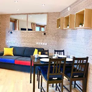 Chaleureux Au Pied Des Pistes, 4 Personnes, Wifi Appartement