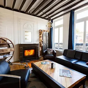  Appartement Vieux Triplex De 100 M2 France